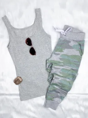 Basic Scoop Tank - Heather Grey