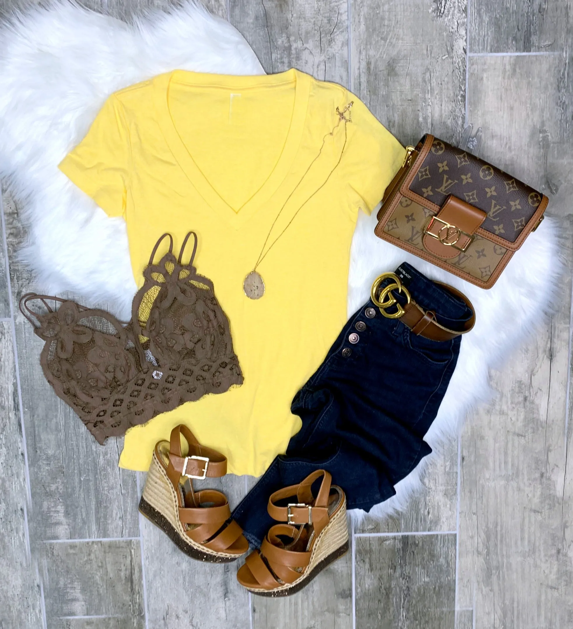 BASIC SHORT SLEEVE DEEP V TEE - YELLOW