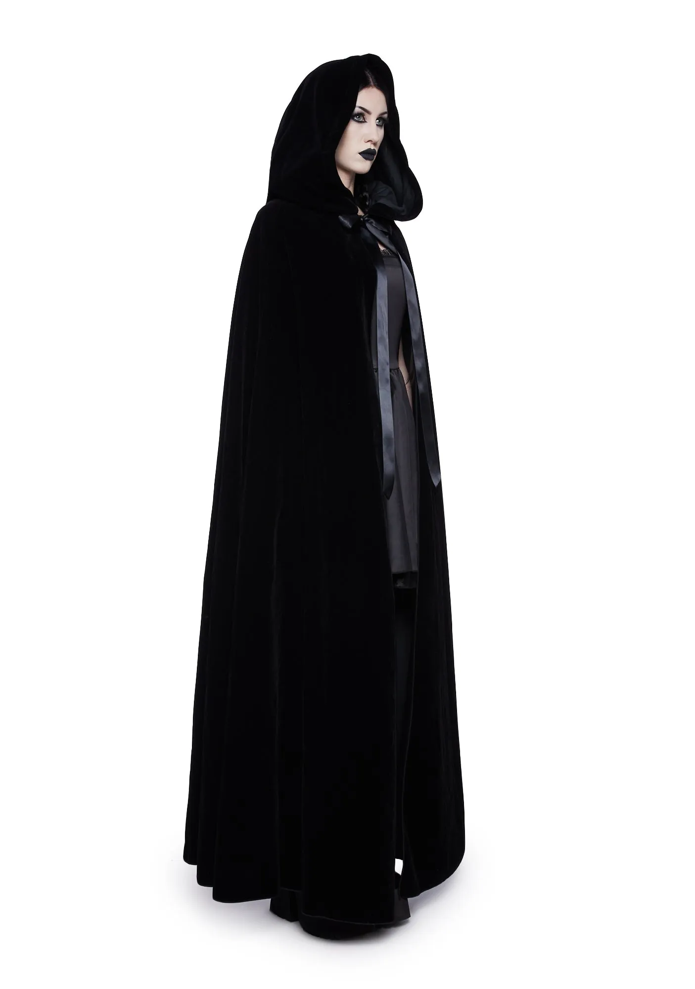 Crypt Crusader Velvet Cape