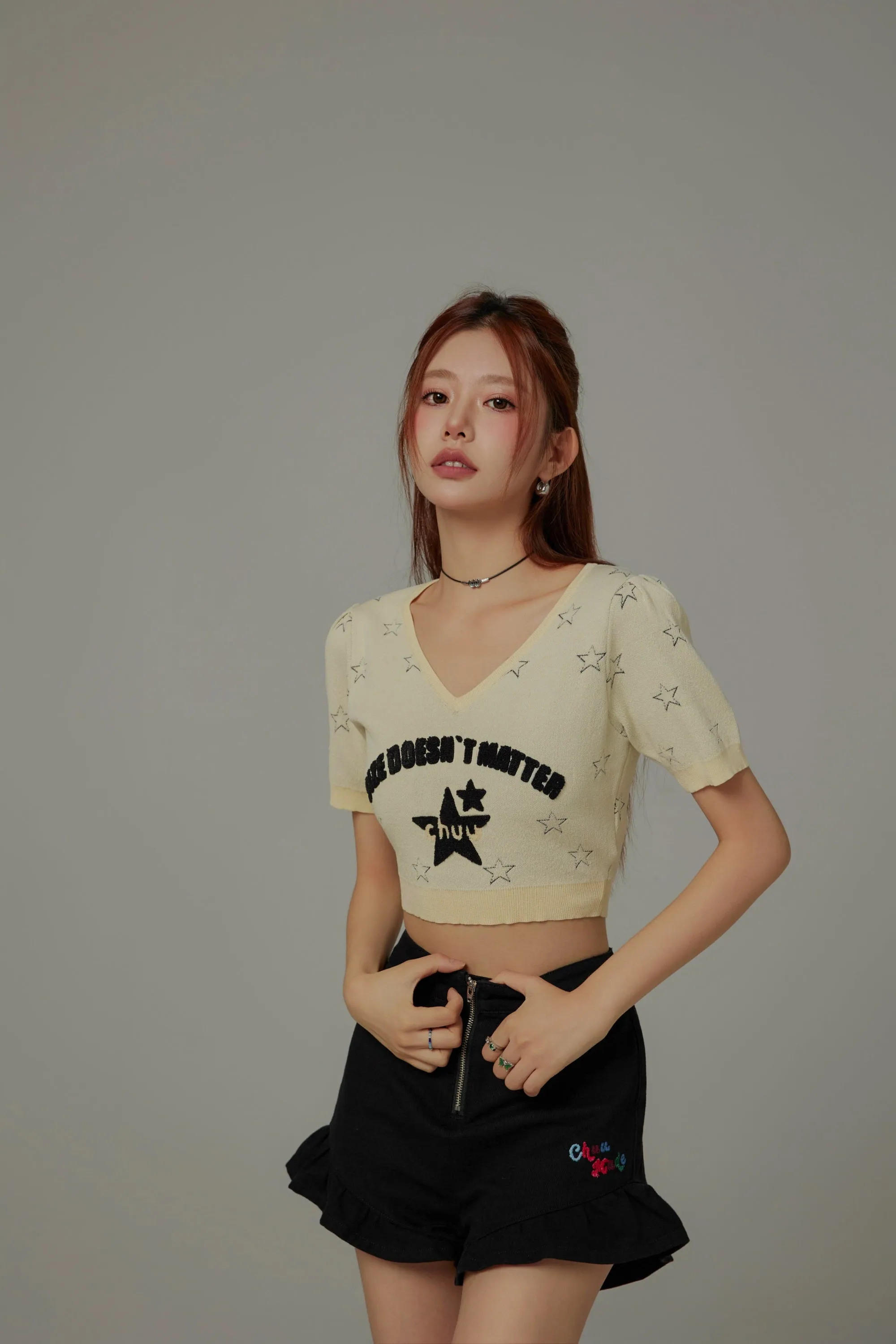 Size Doesnt Matter Chuu Star V-Neck Puff Knit Top